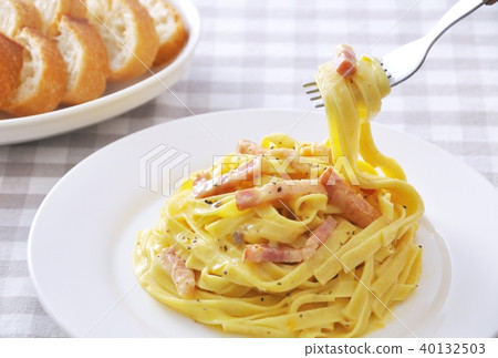 Carbonara  40132503
