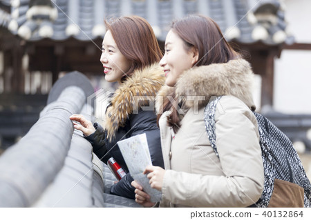 Couple, friend, house, travel, Gangneung, Gangwon-do 40132864