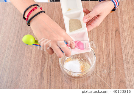 食譜 料理過程 職人 材料 混和 Material mixing recipe 材料の混合 40133816