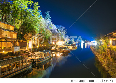 Tozuki Kobashi的Arashiyama花燈籠風景 Tozuki Kobashi的Arashiyama花燈籠風景 40133963