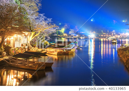 Tozuki Kobashi的Arashiyama花燈籠風景 Tozuki Kobashi的Arashiyama花燈籠風景 40133965