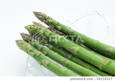 Asparagus Asparagus 40134357