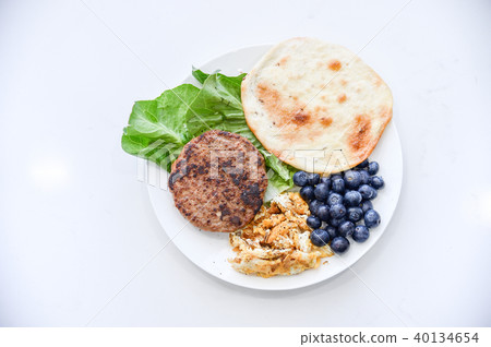 早晚餐午後美味的食物牛肉蛋白靛藍醋年糕早午餐套餐早午餐套餐 40134654