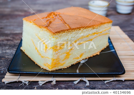 Popular Taiwanese styled sponge cake. Popular Taiwanese styled sponge cake. 40134696