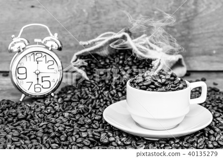 Crazy in love with coffee Crazy in love with coffee 40135279