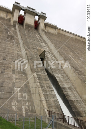 Releasing Jozankei Dam Releasing Jozankei Dam 40135681