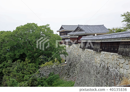 松山城堡在夏末 松山城堡在夏末 40135836