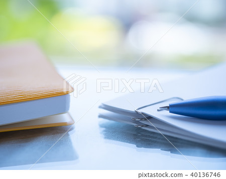 Business image · document · hand note · fresh green Business image · document · hand note · fresh green 40136746