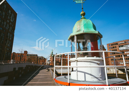 Old beacon or small lighthouse in Hamburg Hafencity Old beacon or small lighthouse in Hamburg Hafencity 40137134