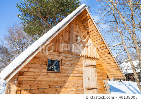 country house decorated by skull of young moose 40139005
