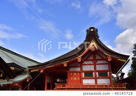 Fushimi-Inari Taisha Shrine inside / main hall 40145728