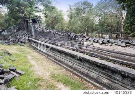 Beng Mealea temple ruin in the Koh Ker complex, S Beng Mealea temple ruin in the Koh Ker complex, S 40146528
