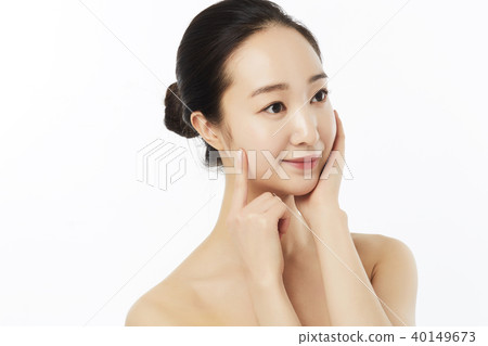 Young woman, beauty 40149673