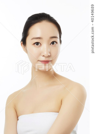 Young woman, beauty Young woman, beauty 40149689