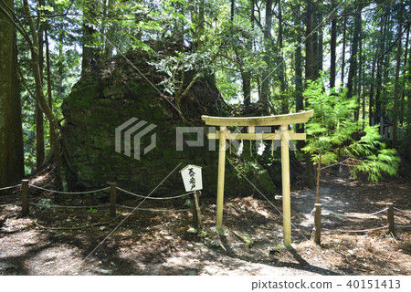 Amano Iwato Muro Ryuna Shrine(奈良縣宇都市) Amano Iwato Muro Ryuna Shrine(奈良縣宇都市) 40151413