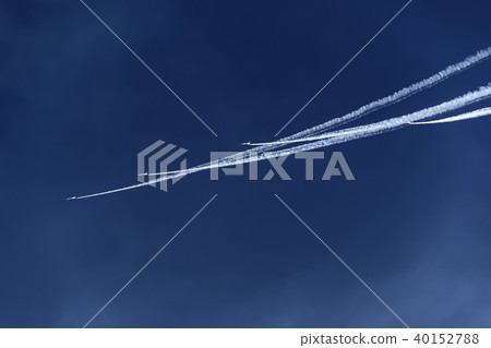 Blue impulse training over the base 4 rainfalls 40152788