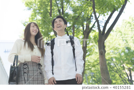 Couple, smile, fresh green Tokyo Harajuku Omotesando 40155281