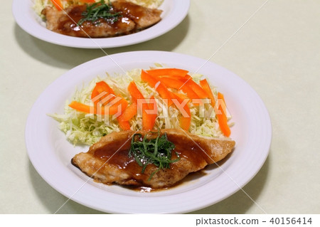 Suzuki's Muniel (Butter Soy Sauce) Suzuki's Muniel (Butter Soy Sauce) 40156414
