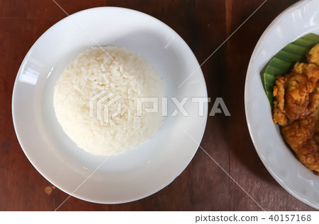 rice or thai rice with fried egg 40157168