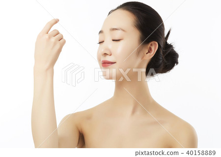 Young woman, beauty Young woman, beauty 40158889