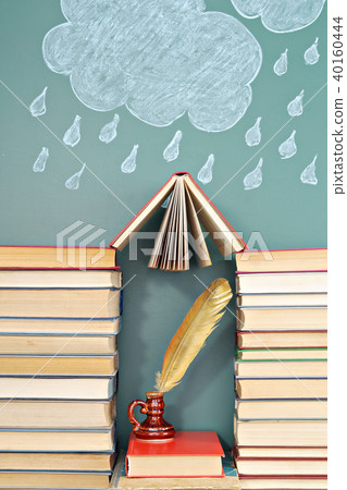 School School 40160444