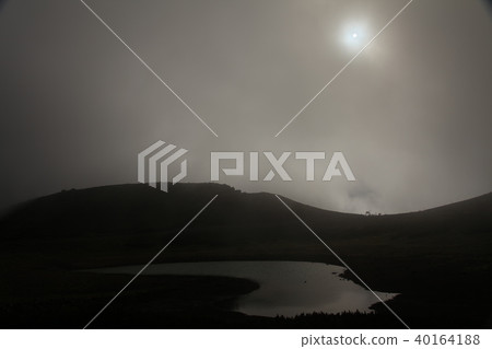 Tsurugaike在清晨 40164188