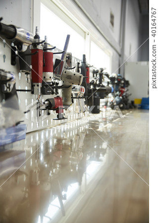 Car center, industrial machinery, repair shop, equipment, tools, maintenance supplies, repair supplies 40164767