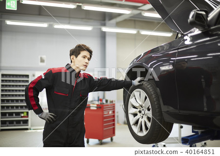 Mechanic, auto repair, car repair, vehicle maintenance, car center, industrial Mechanic, auto repair, car repair, vehicle maintenance, car center, industrial 40164851