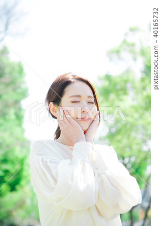 女性美的形象 40165732