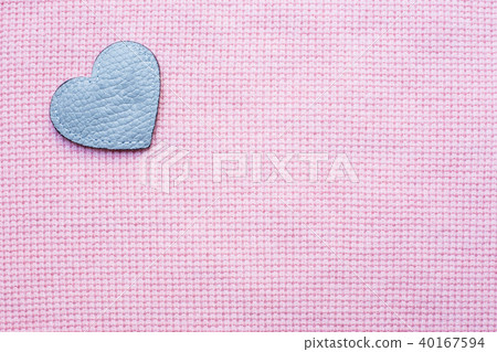 leather heart-shaped 40167594