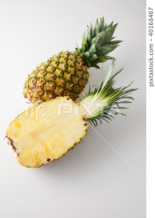 pineapple  40168467