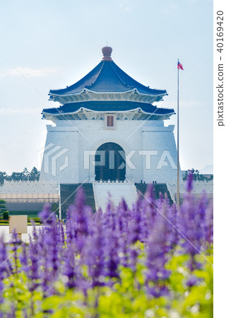 Chiang Kai-shek Memorial Hall Chiang Kai-shek Memorial Hall Zhongzheng Memorial Hall Freedom Square Free Market Chiang Kai-shek Memorial Hall Chiang Kai-shek Memorial Hall Zhongzheng Memorial Hall Freedom Square Free Market 40169420
