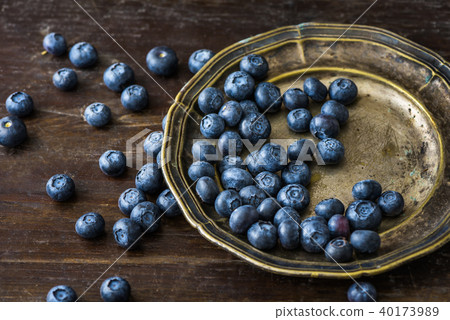Blueberries on Metal Plate Blueberries on Metal Plate 40173989