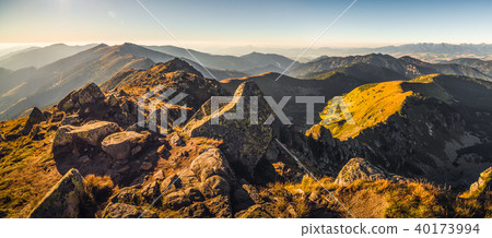 Mountain Landscape in the Evening Mountain Landscape in the Evening 40173994