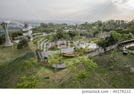 台灣高雄高雄,高雄山,康山野野新視野,中港山天橋 台灣高雄高雄,高雄山,康山野野新視野,中港山天橋 40176222
