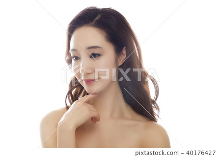 Young woman, beauty 40176427