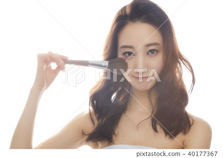 Young woman, beauty Young woman, beauty 40177367