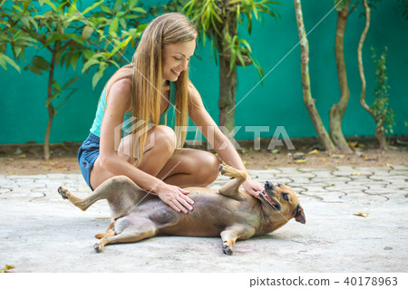 young with a friend young with a friend 40178963