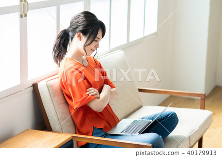 A young lady (personal computer) A young lady (personal computer) 40179913