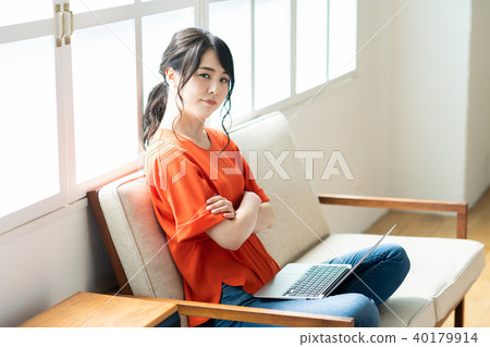 A young lady (personal computer) A young lady (personal computer) 40179914