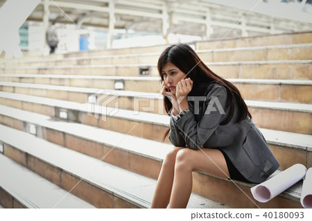 Business Concepts. Businessmen are stressed in the city. Busines 40180093