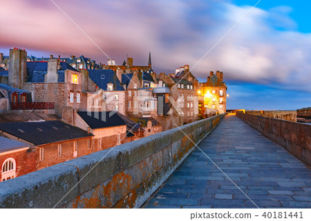 Medieval fortress Saint-Malo, Brittany, France Medieval fortress Saint-Malo, Brittany, France 40181441