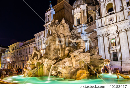 Fontana dei Quattro Fiumi in Rome 40182457