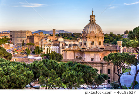 Santi Luca e Martina, a catholic church at the Roman Forum 40182627