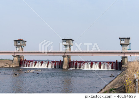 Okigawa河(茨城縣筑波未來市)的福岡通行證 Okigawa河(茨城縣筑波未來市)的福岡通行證 40184659