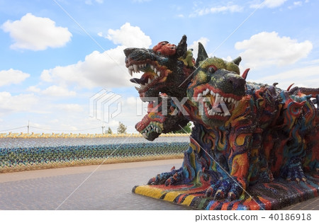 Beautiful statues of animals in the novel Beautiful statues of animals in the novel 40186918