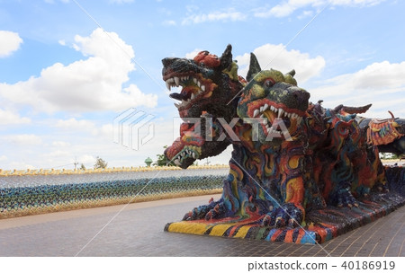 Beautiful statues of animals in the novel Beautiful statues of animals in the novel 40186919