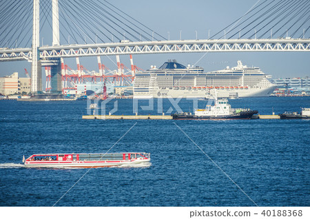 橫濱港和豪華班輪 40188368