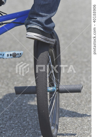 Bicycle acrobat BMX 40188906