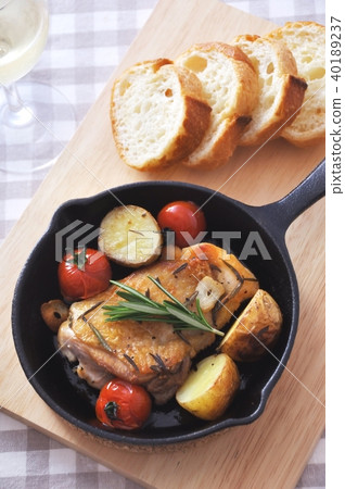 迷迭香雞 40189237